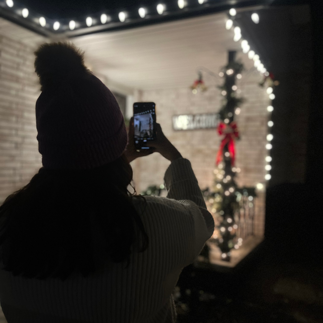 Christmas Light Contest